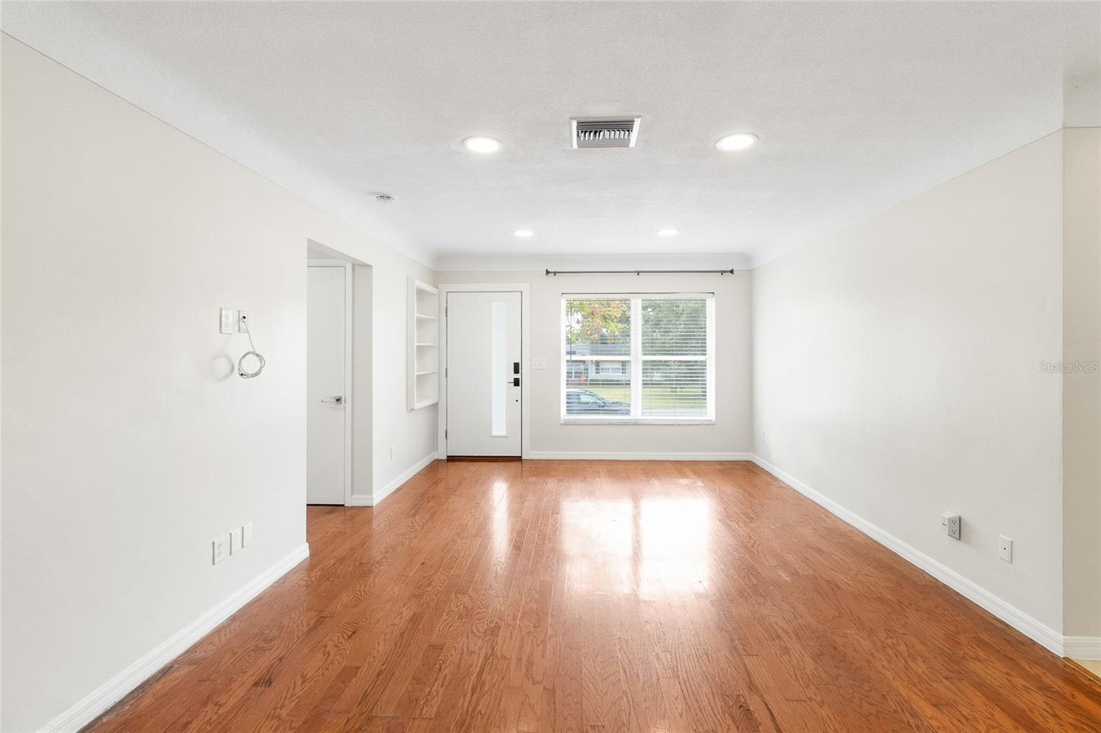 Image 8 of 46 For 1966 Sandra Drive