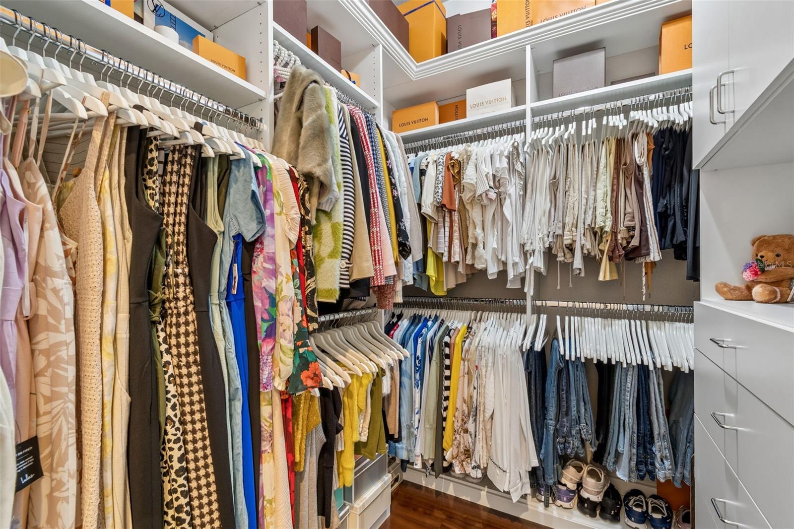 Image 25 of 100 For 21227 Sky Vista Drive