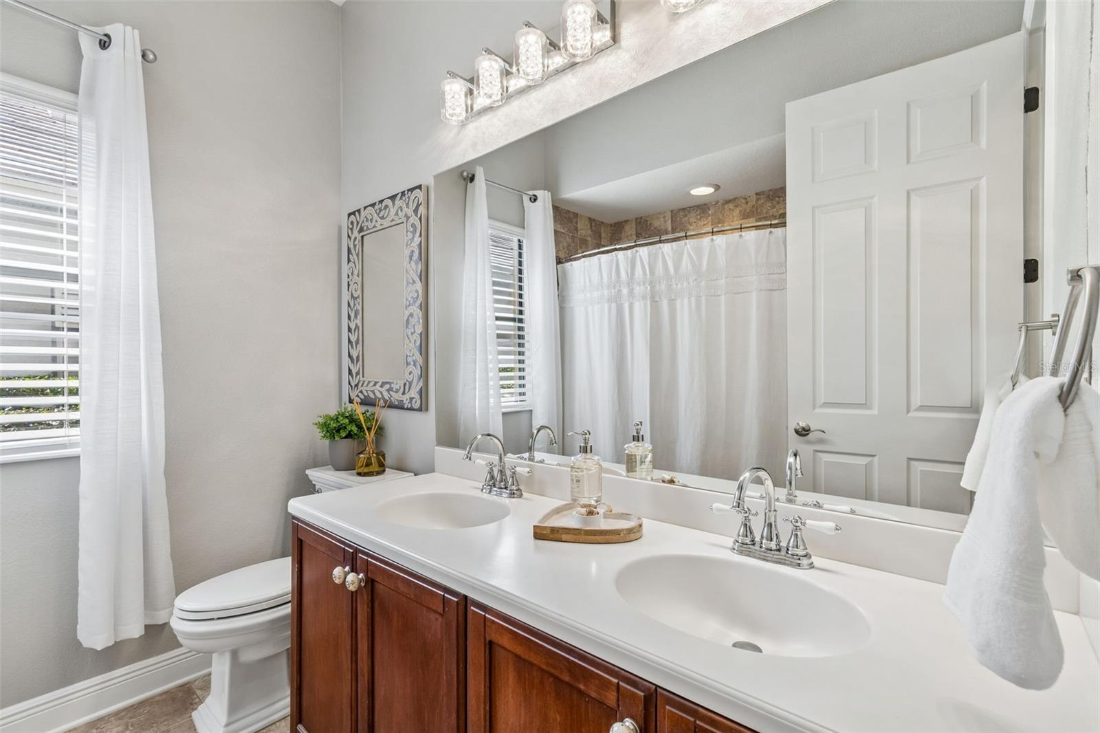 Image 34 of 100 For 21227 Sky Vista Drive