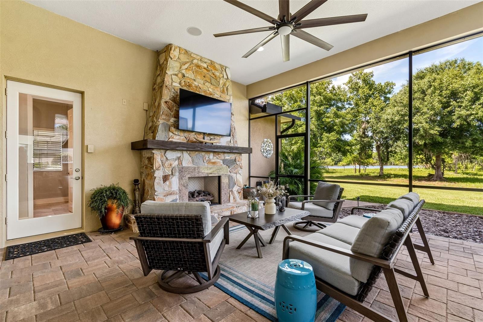 Image 52 of 100 For 21227 Sky Vista Drive