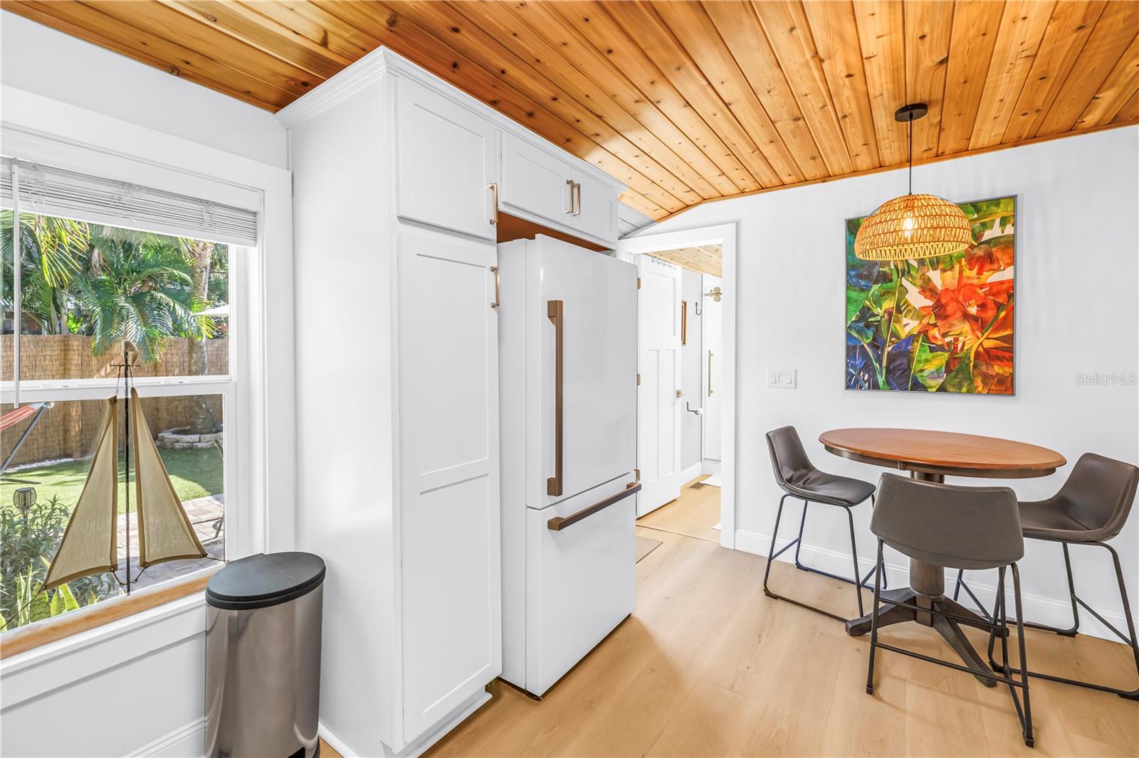 Image 12 of 48 For 748 11th Avenue N