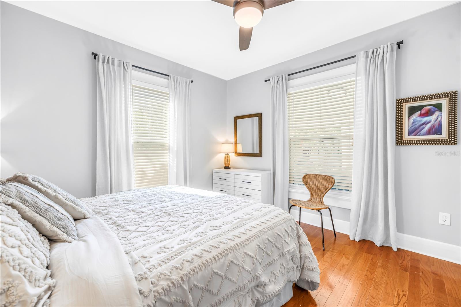 Image 23 of 48 For 748 11th Avenue N