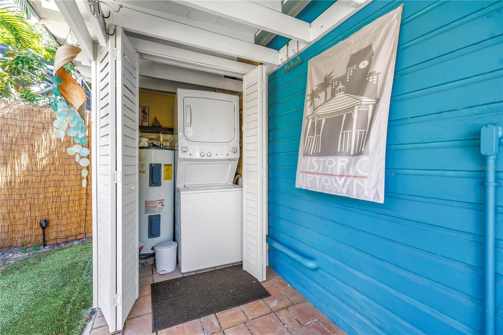 Image 28 of 48 For 748 11th Avenue N