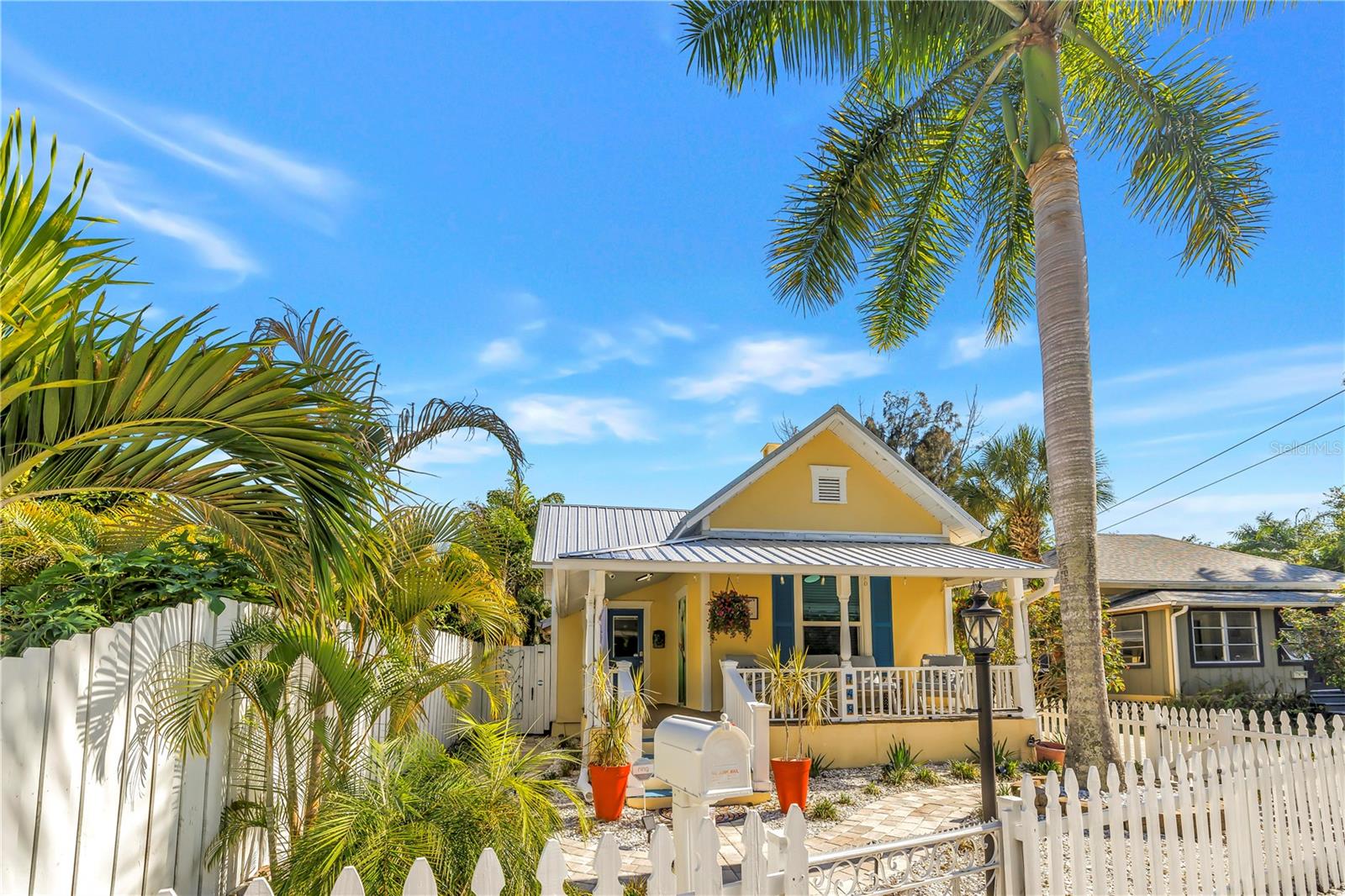 Image 29 of 48 For 748 11th Avenue N