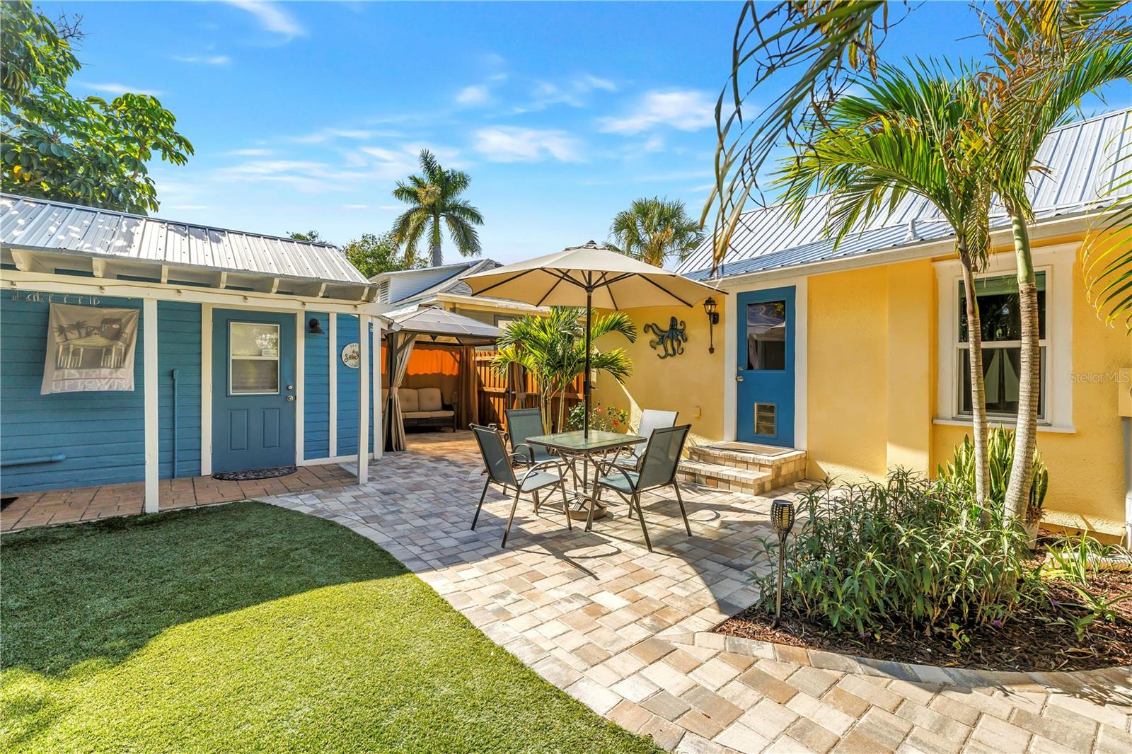 Image 32 of 48 For 748 11th Avenue N