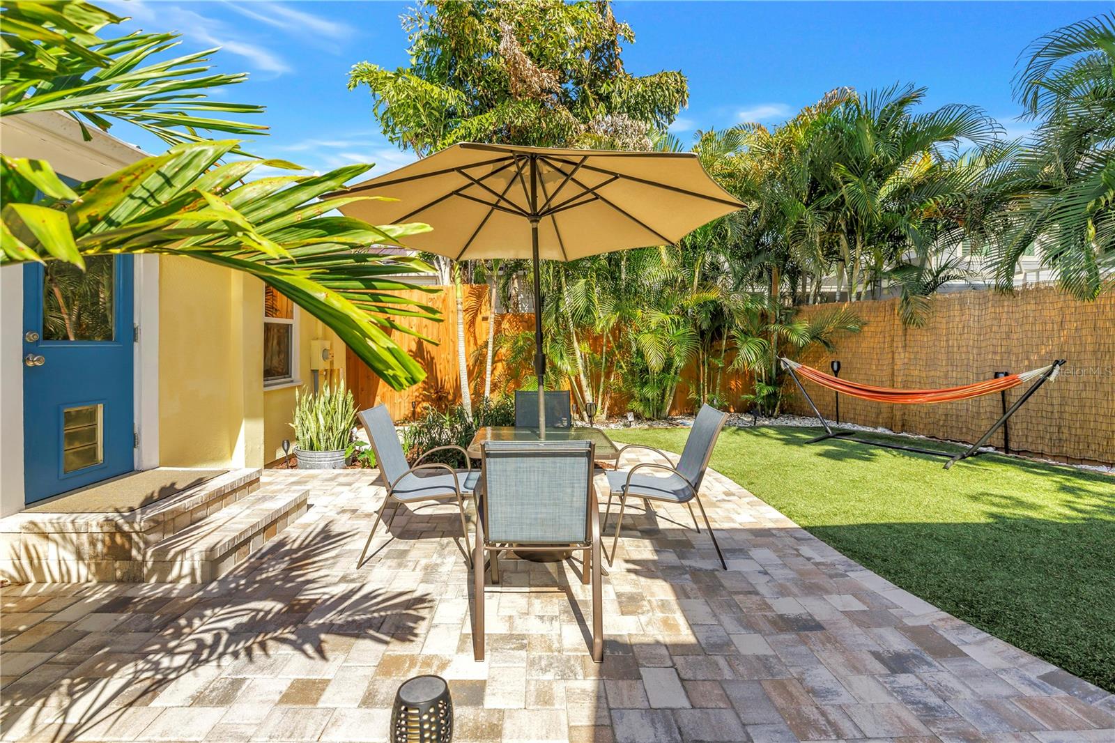 Image 37 of 48 For 748 11th Avenue N