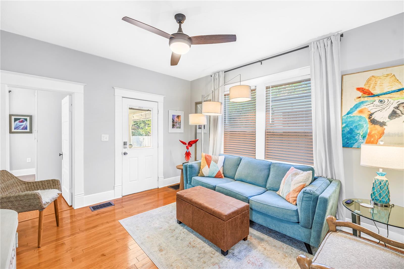 Image 7 of 48 For 748 11th Avenue N