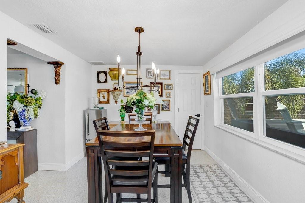 Image 14 of 62 For 13400 Neptune Drive