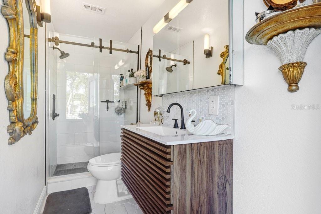 Image 15 of 62 For 13400 Neptune Drive