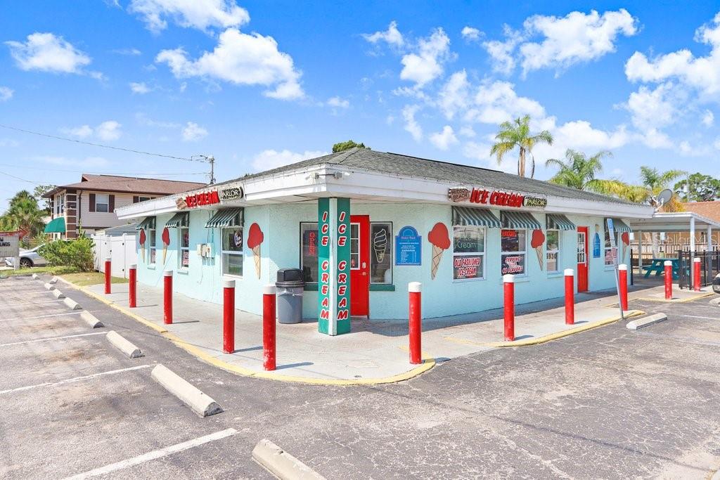 Image 49 of 62 For 13400 Neptune Drive