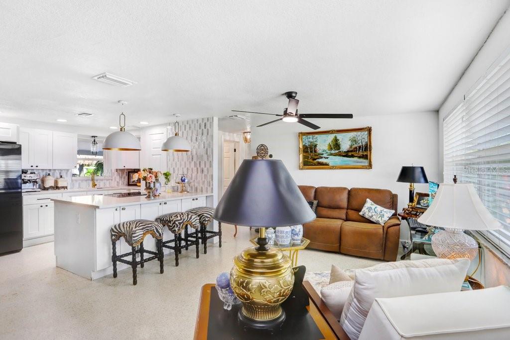 Image 8 of 62 For 13400 Neptune Drive