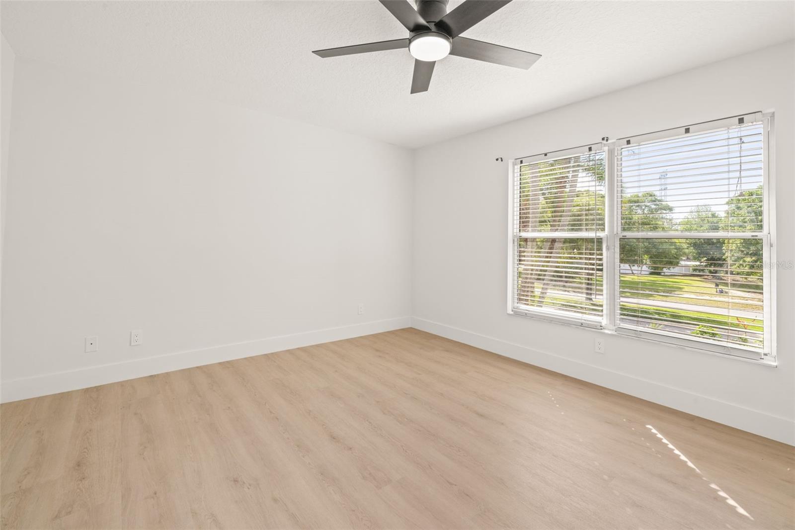 Image 48 of 83 For 2668 Concorde Court