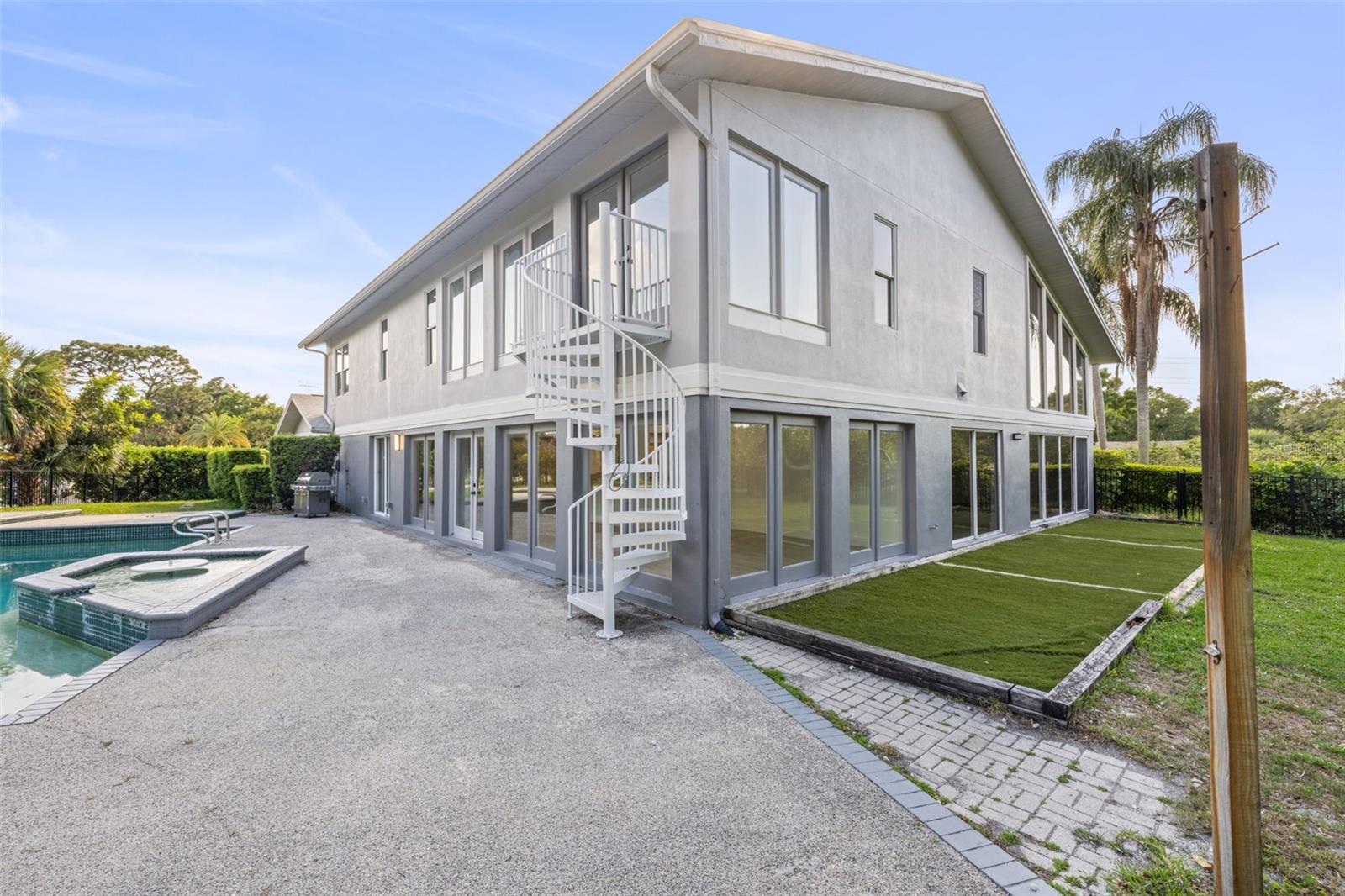 Image 70 of 83 For 2668 Concorde Court