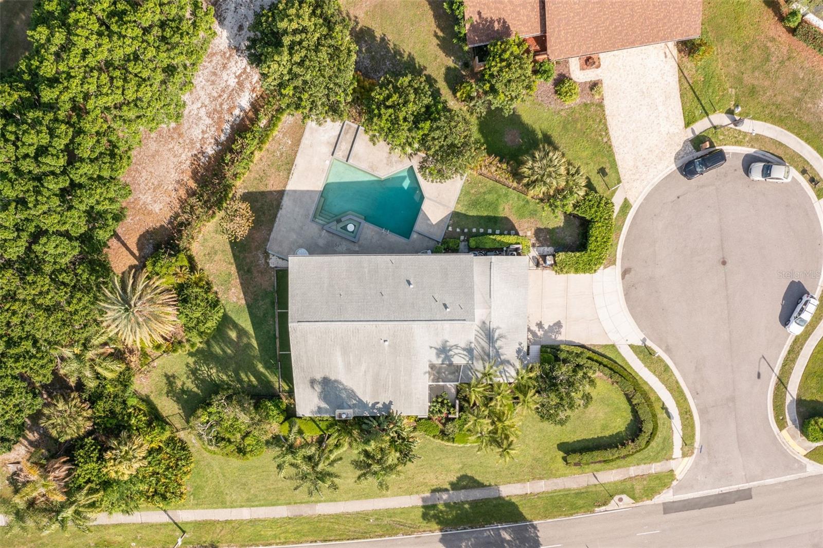 Image 81 of 83 For 2668 Concorde Court