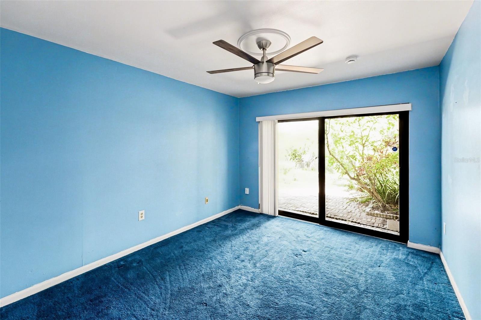 Image 18 of 31 For 10755 Village Club Circle N 101