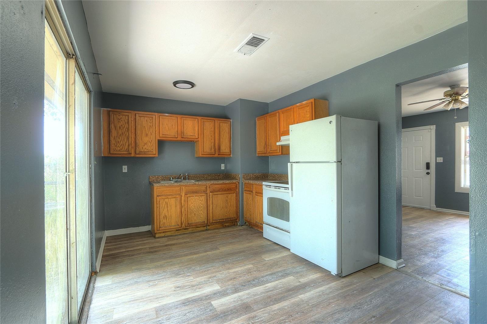 Image 2 of 22 For 2308 Link Street