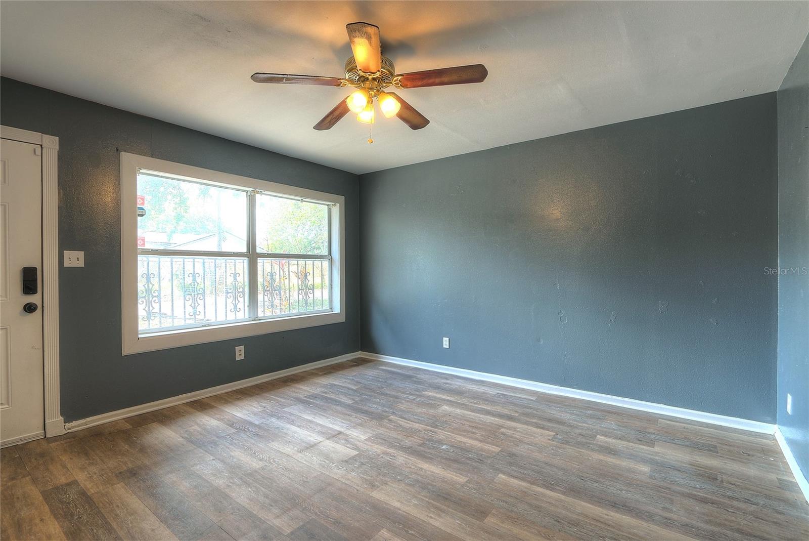 Image 7 of 22 For 2308 Link Street