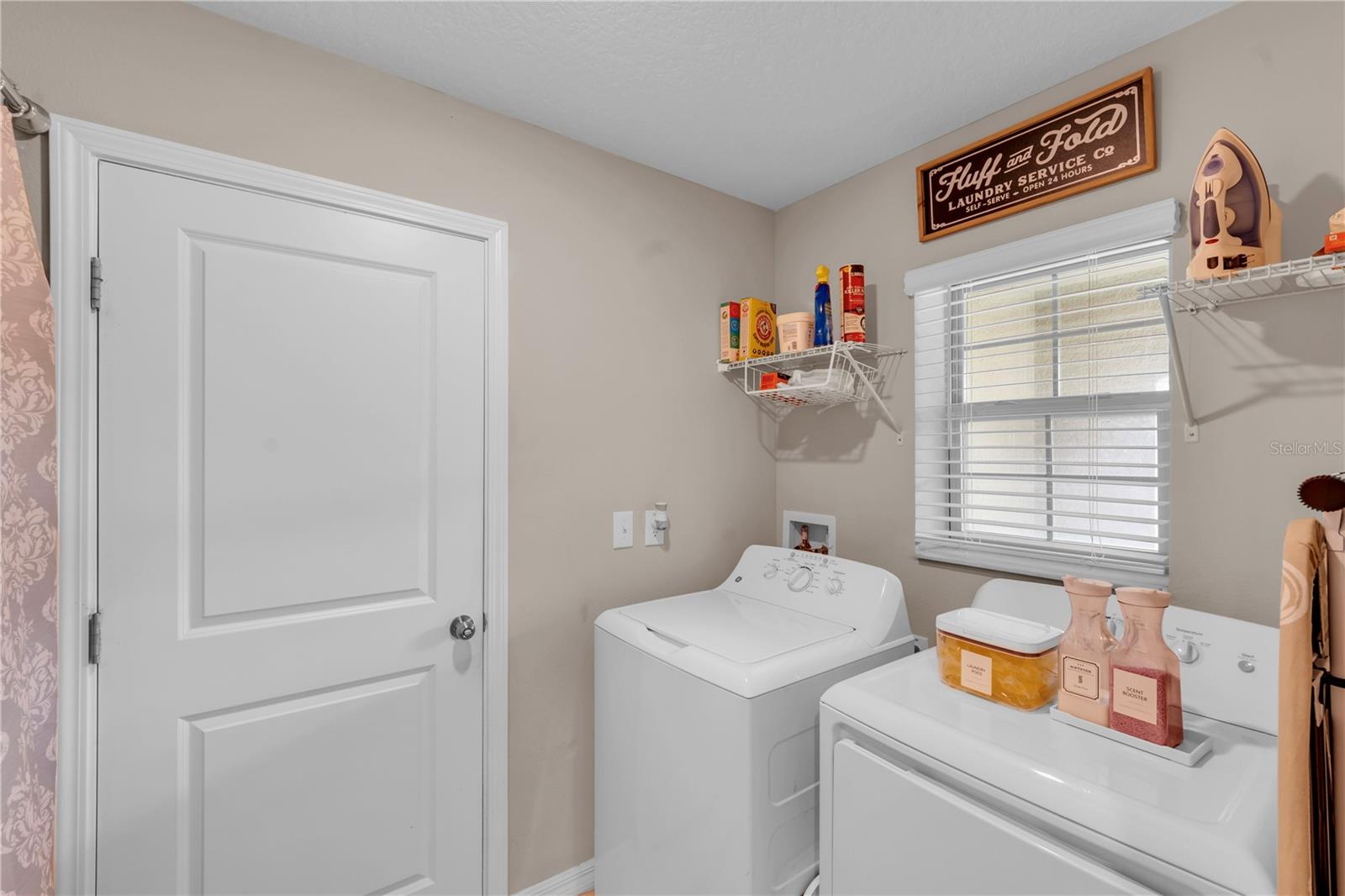 Image 17 of 35 For 3793 Golden Shiner Lane