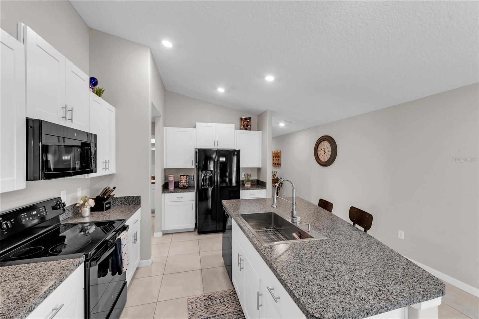 Image 4 of 35 For 3793 Golden Shiner Lane