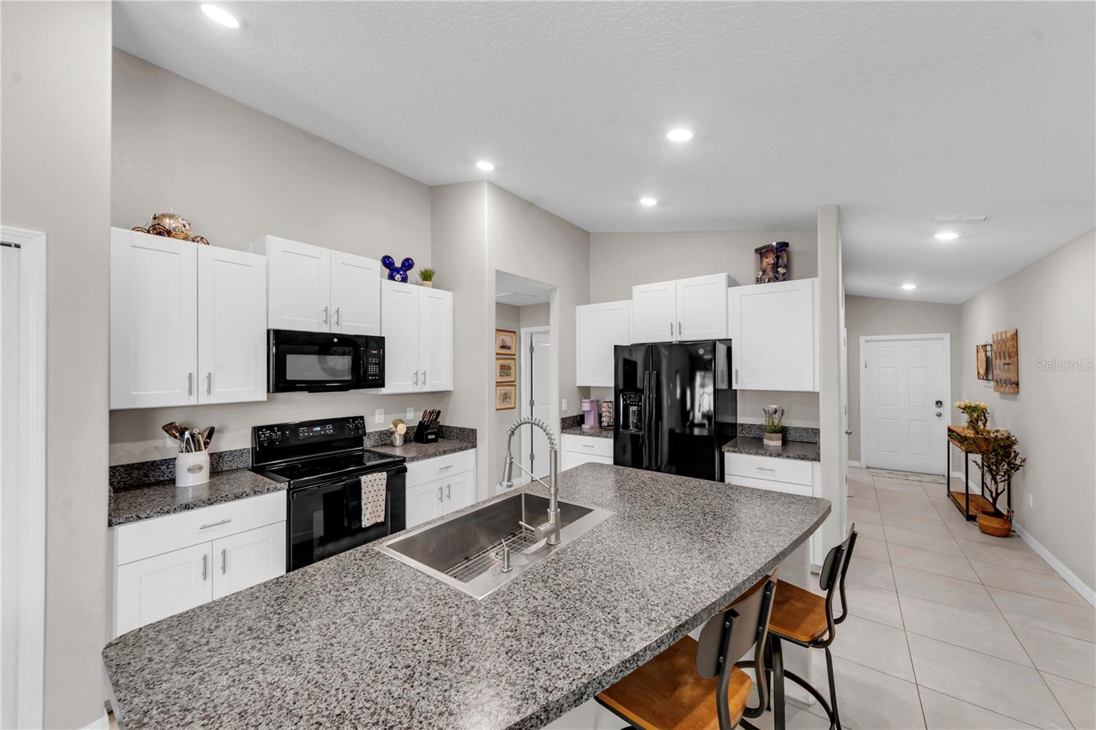 Image 5 of 35 For 3793 Golden Shiner Lane