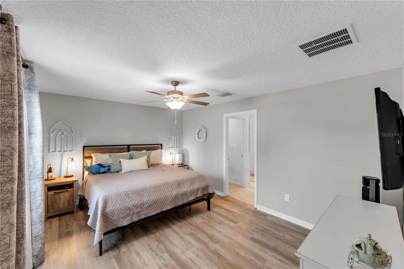 Image 8 of 35 For 3793 Golden Shiner Lane