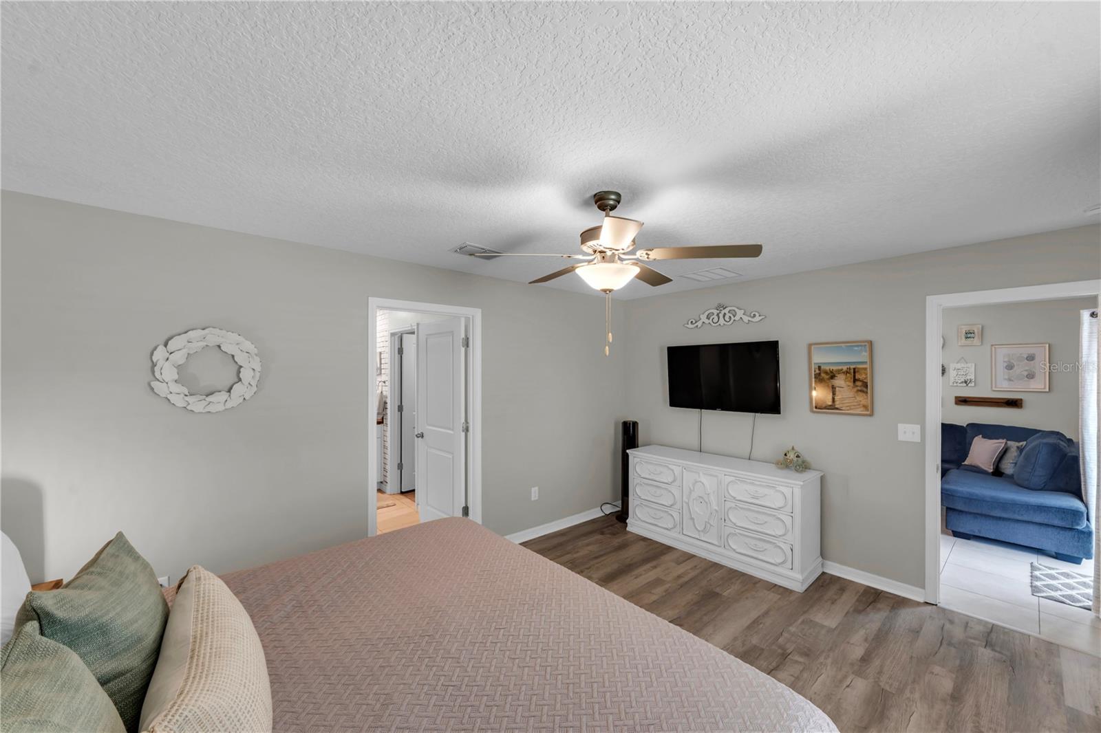 Image 9 of 35 For 3793 Golden Shiner Lane