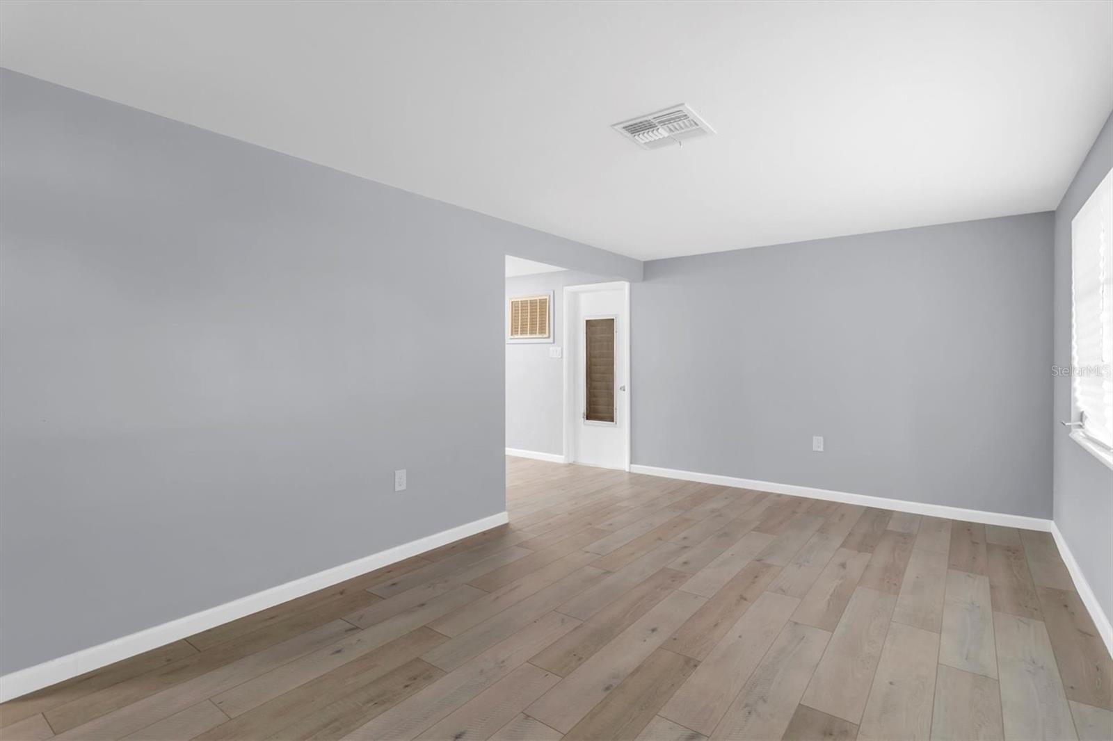 Image 4 of 30 For 3522 Connon Drive