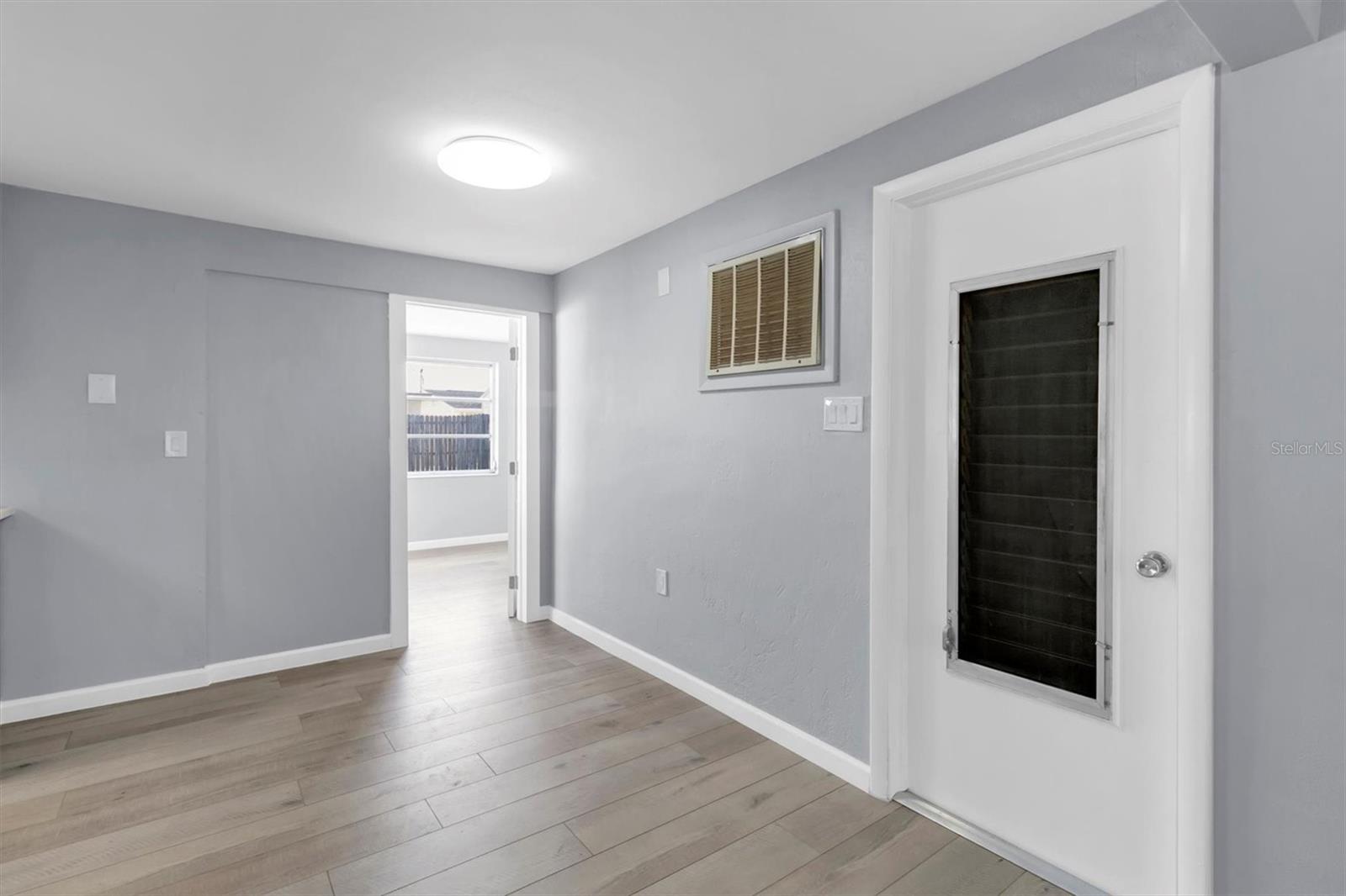 Image 6 of 30 For 3522 Connon Drive