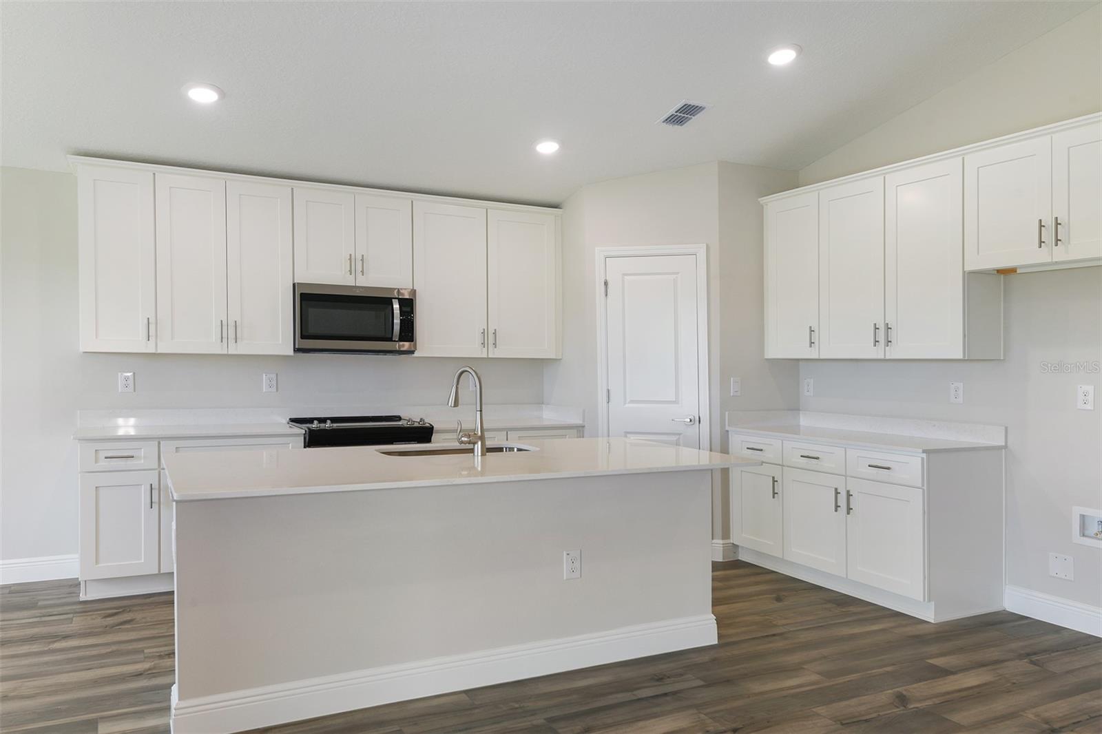 Image 2 of 26 For 6103 Sw 97th Street