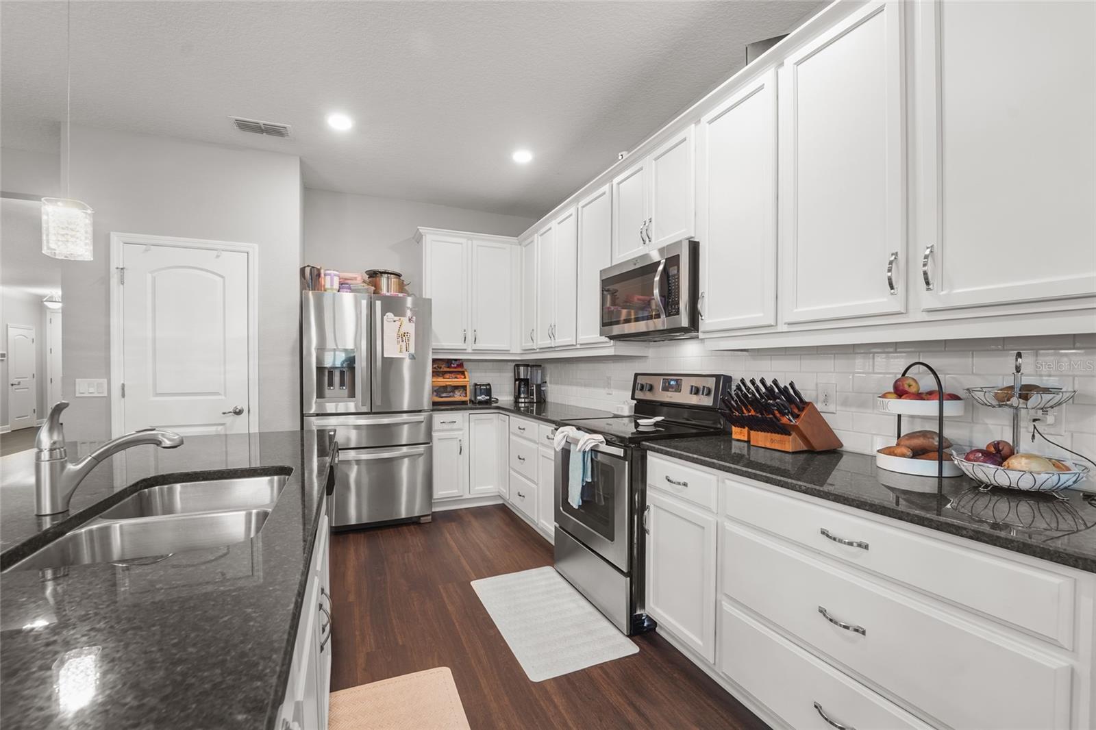 Image 17 of 43 For 5880 Marmalade Lane