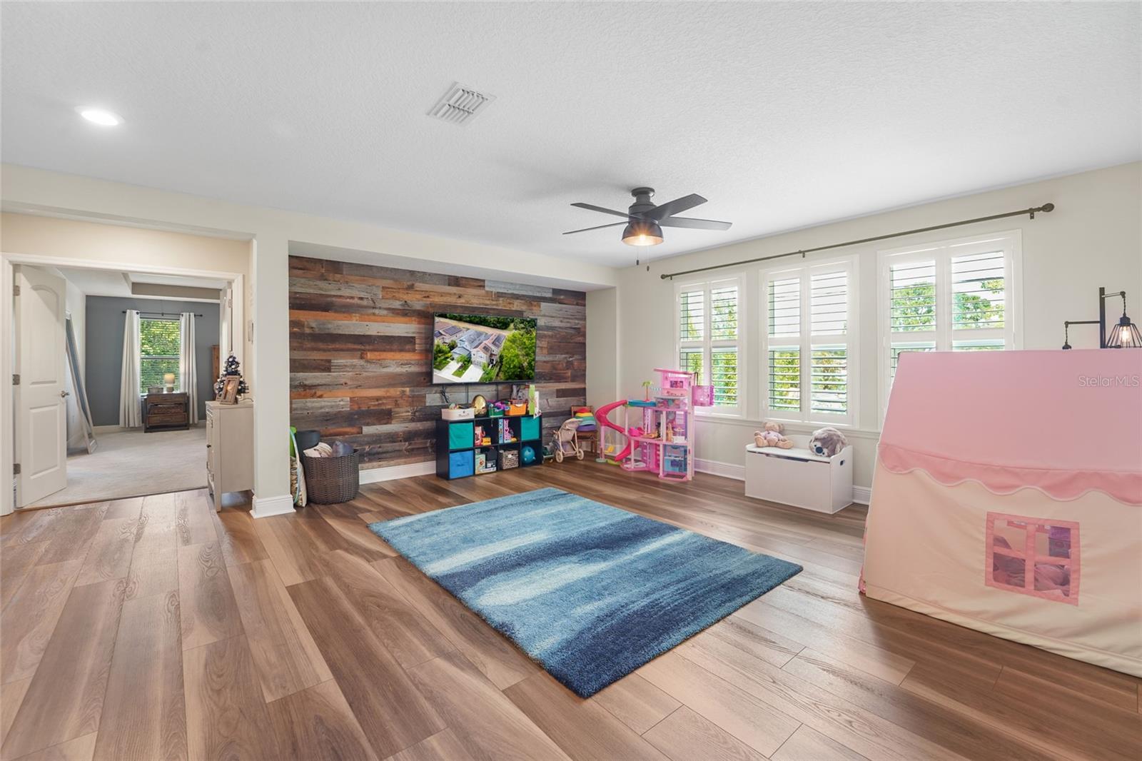 Image 28 of 43 For 5880 Marmalade Lane