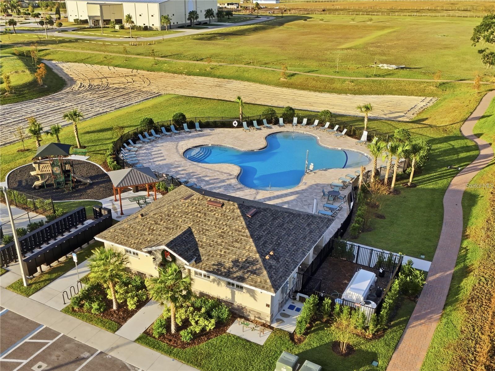 Image 25 of 28 For 4156 Hummock Place