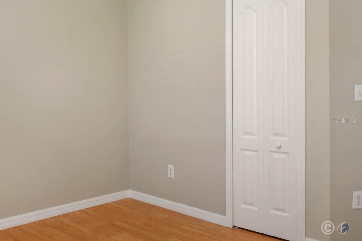 Image 18 of 39 For 15745 Phoebepark Avenue