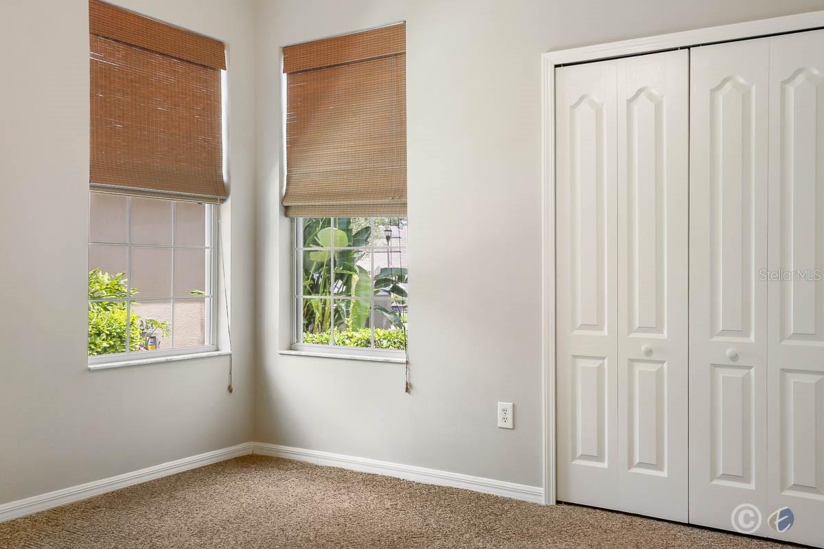 Image 20 of 39 For 15745 Phoebepark Avenue