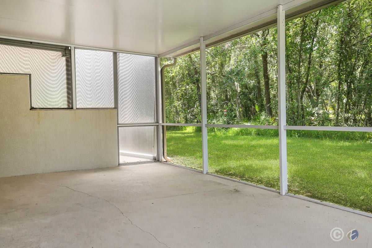 Image 24 of 39 For 15745 Phoebepark Avenue