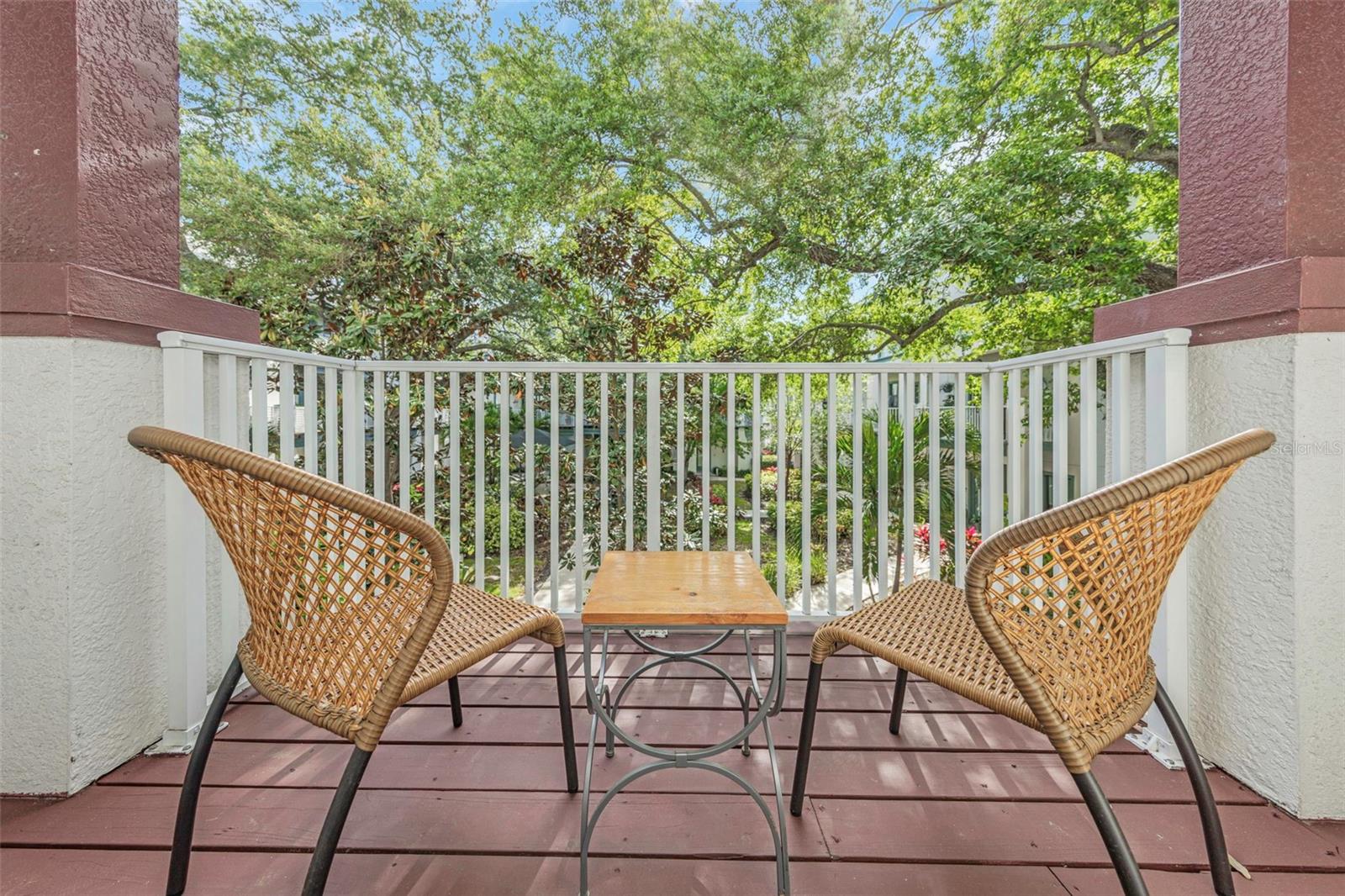 Image 18 of 40 For 946 Highland Avenue 45