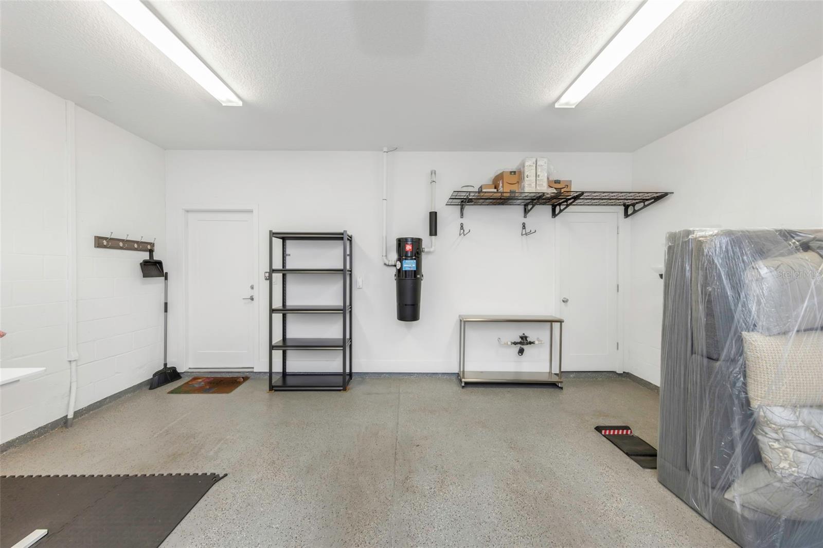 Image 32 of 40 For 946 Highland Avenue 45