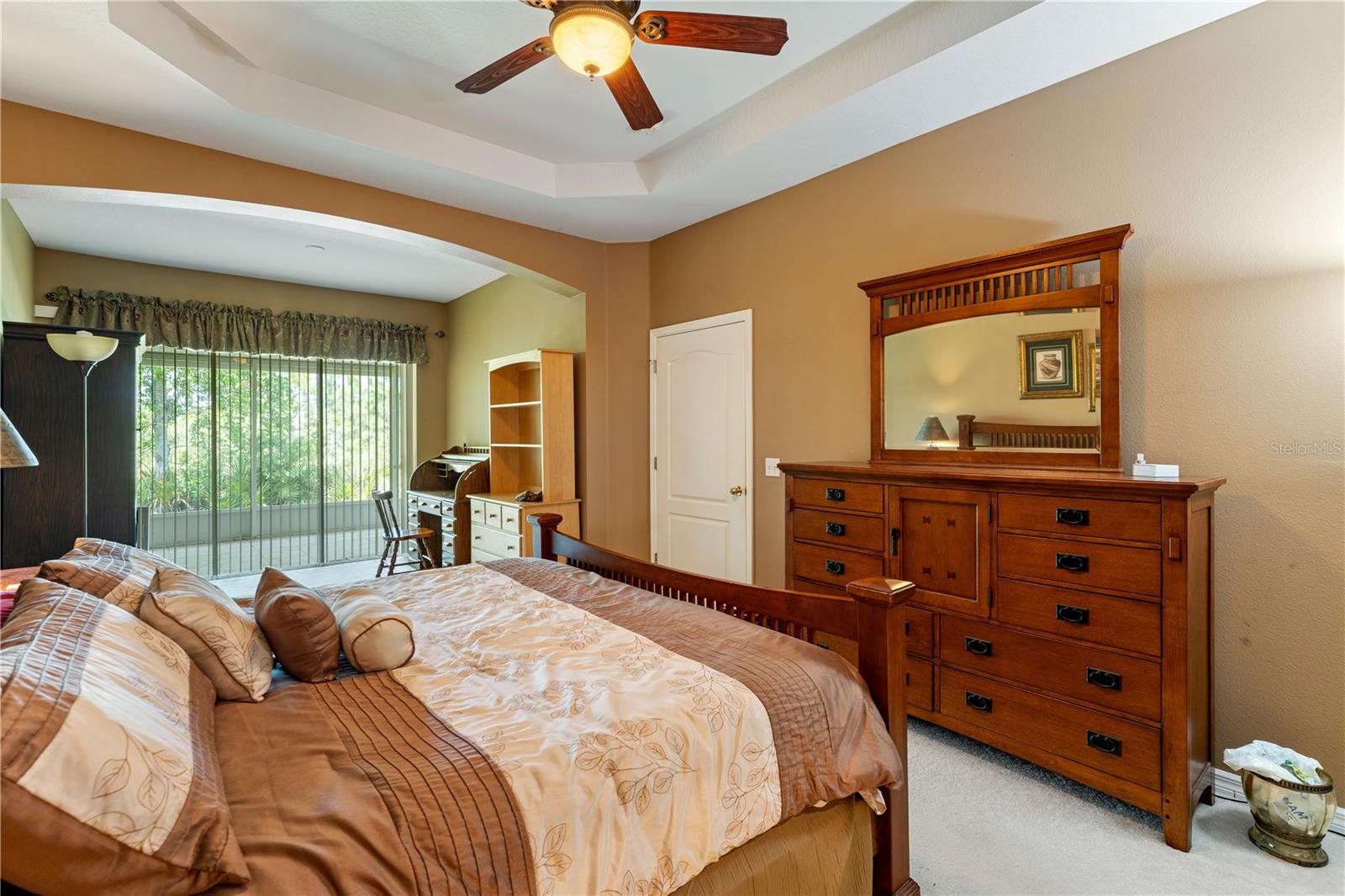 Image 14 of 48 For 19182 Lake Audubon Drive