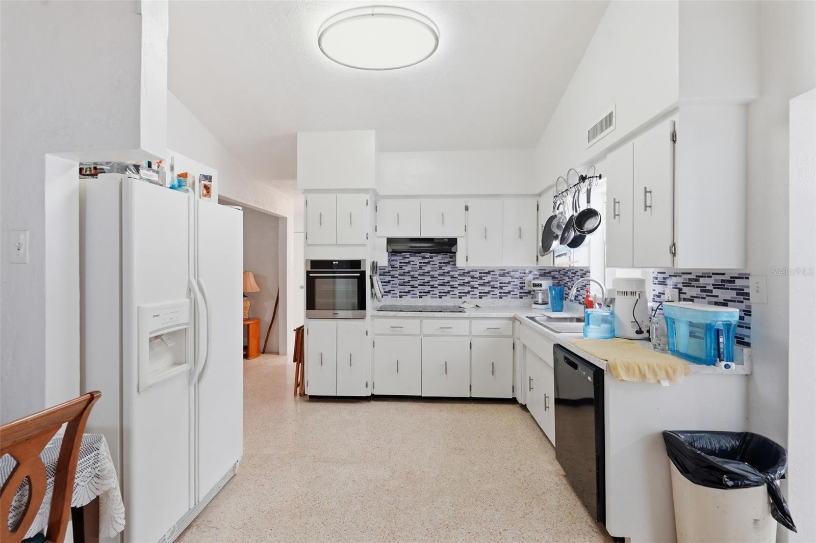 Image 10 of 49 For 11830 86th Avenue
