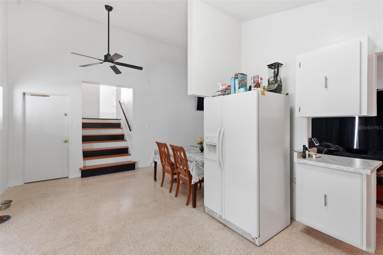 Image 12 of 49 For 11830 86th Avenue