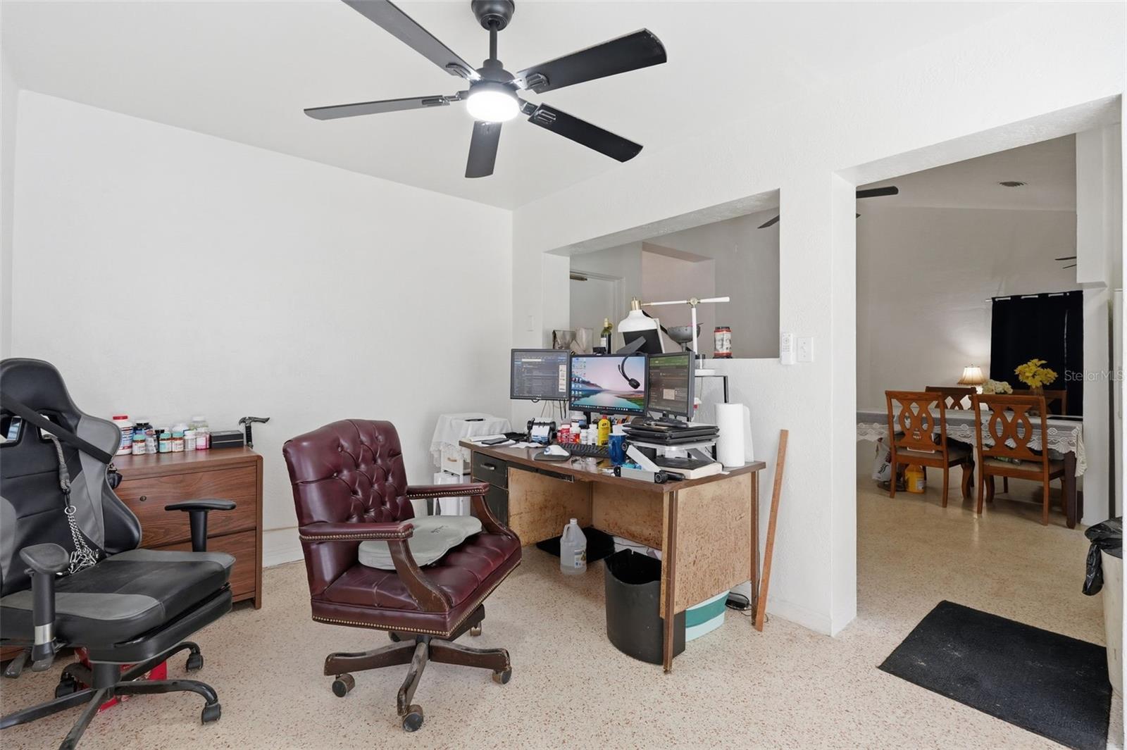 Image 16 of 49 For 11830 86th Avenue