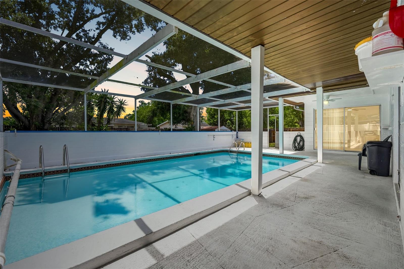 Image 31 of 49 For 11830 86th Avenue
