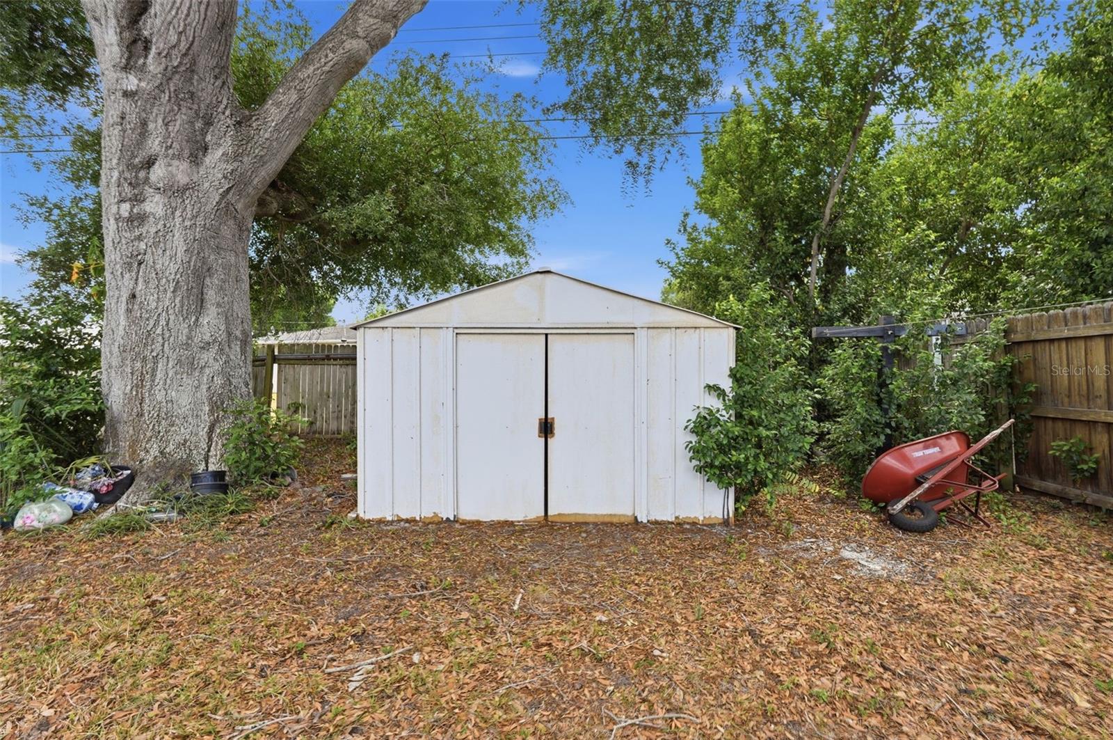 Image 37 of 49 For 11830 86th Avenue