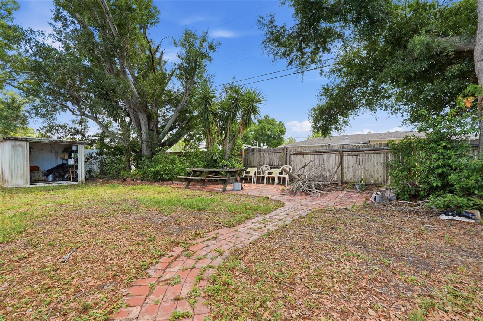 Image 39 of 49 For 11830 86th Avenue