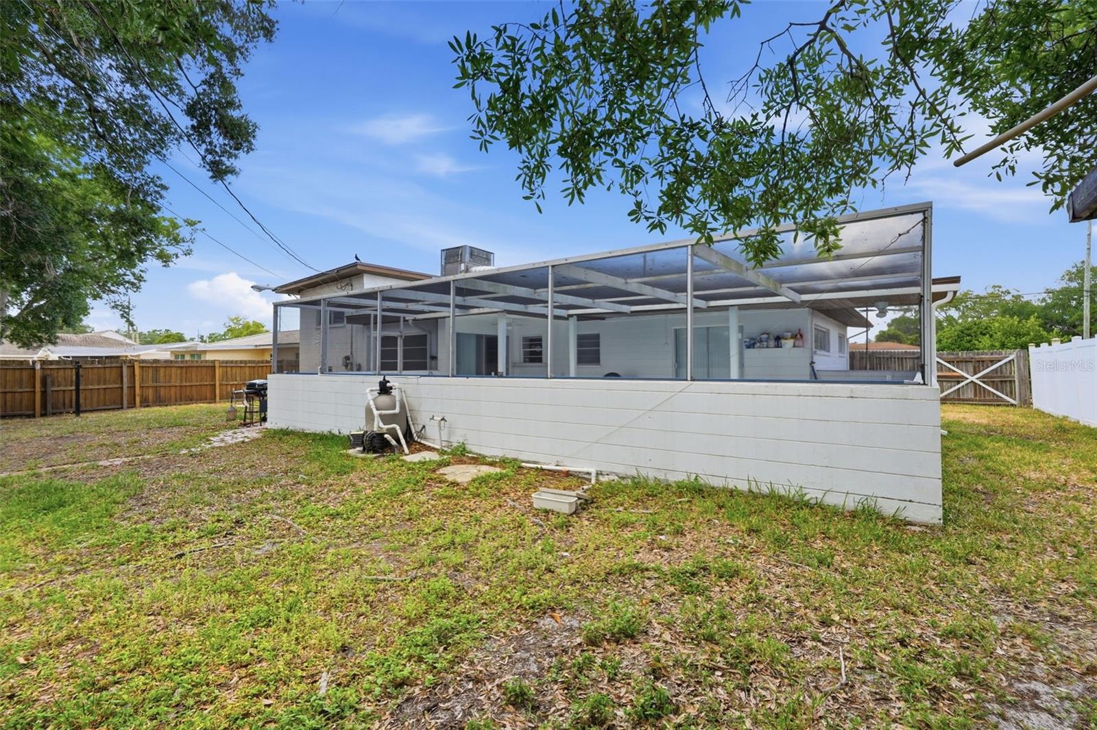 Image 42 of 49 For 11830 86th Avenue