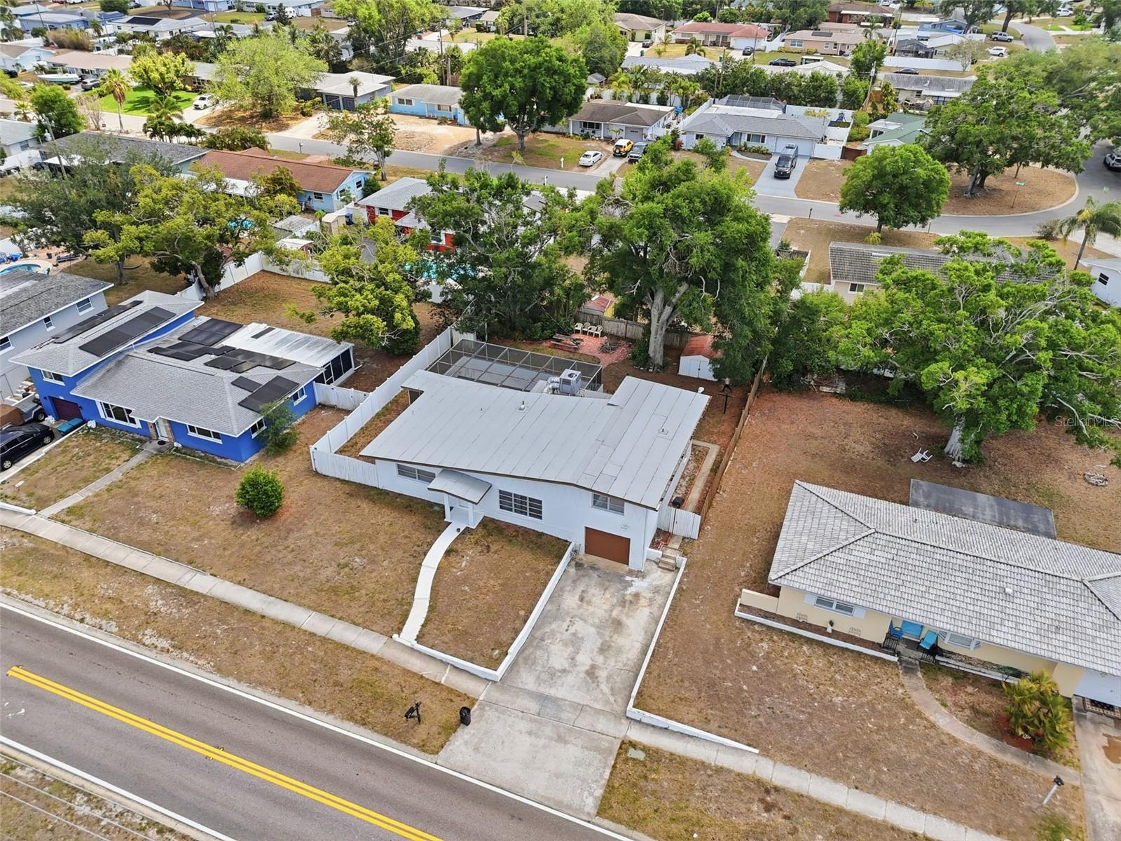 Image 48 of 49 For 11830 86th Avenue
