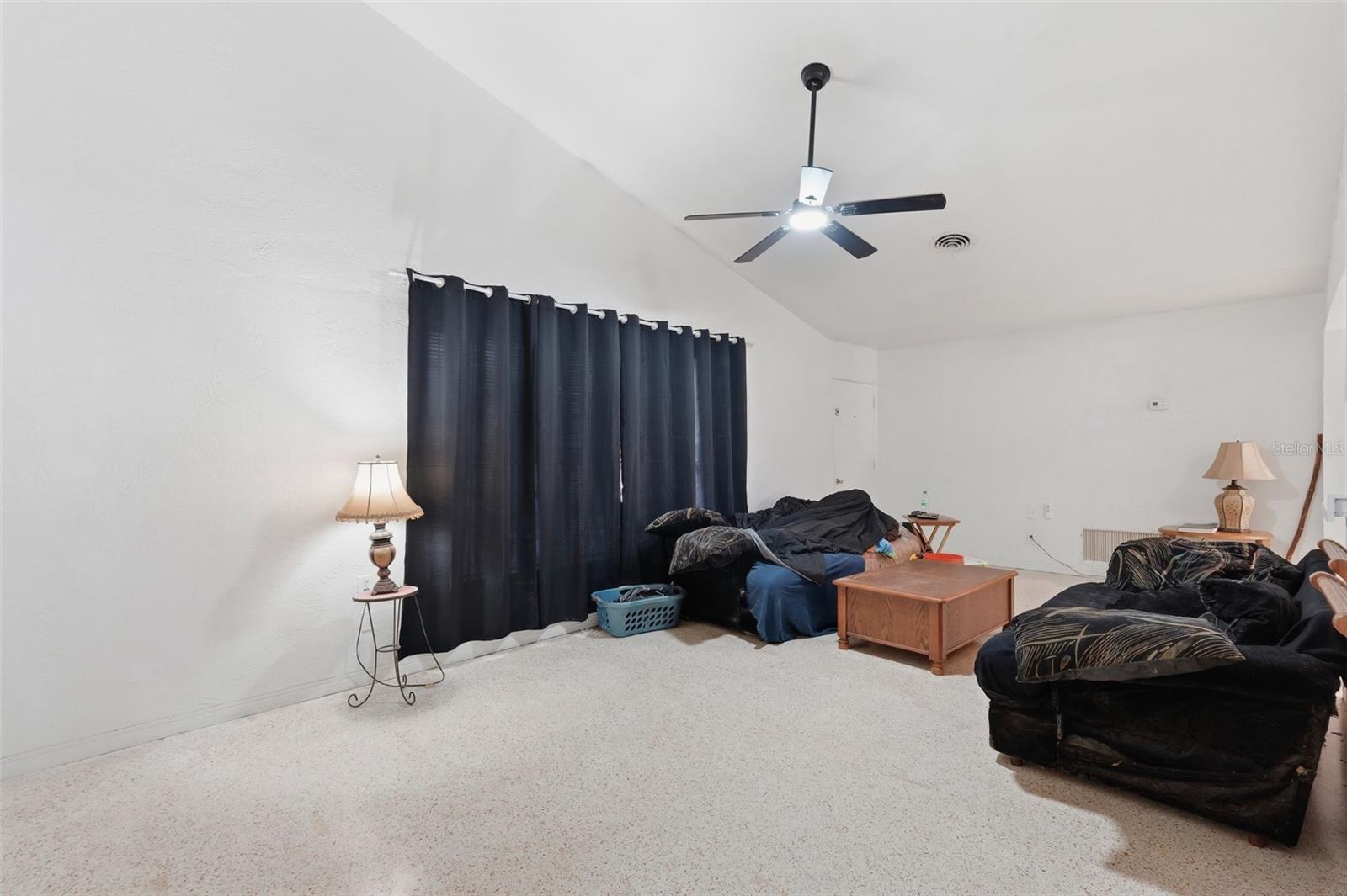 Image 6 of 49 For 11830 86th Avenue