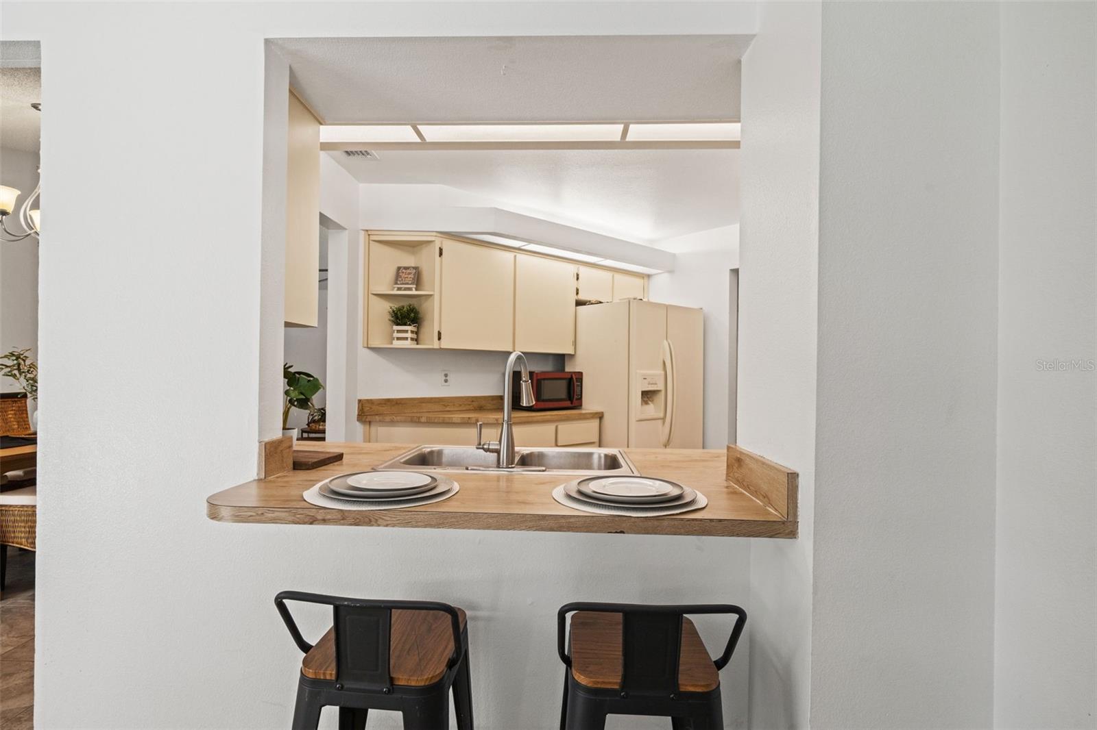 Image 16 of 51 For 1268 Bishop Road