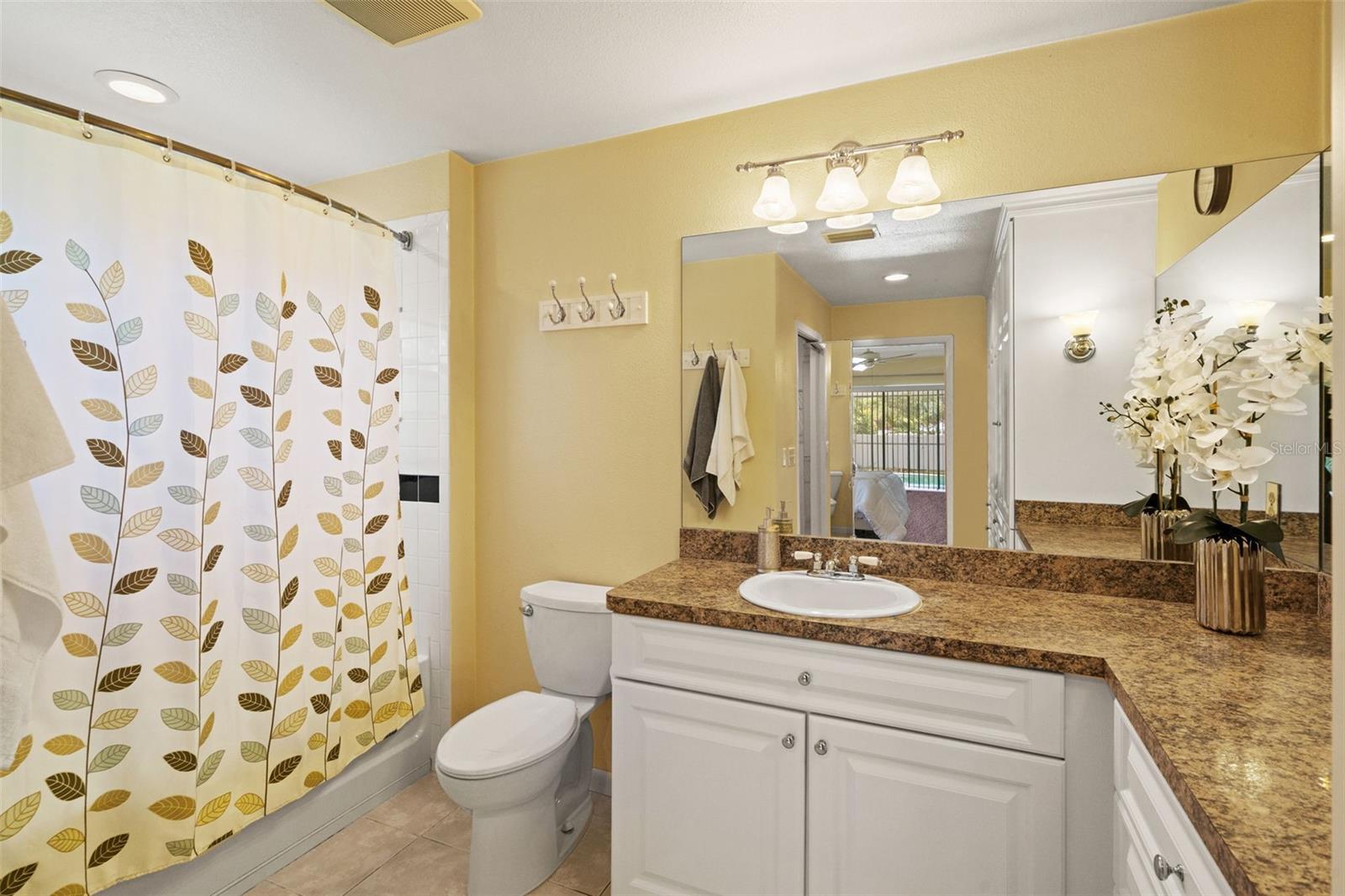 Image 25 of 51 For 1268 Bishop Road