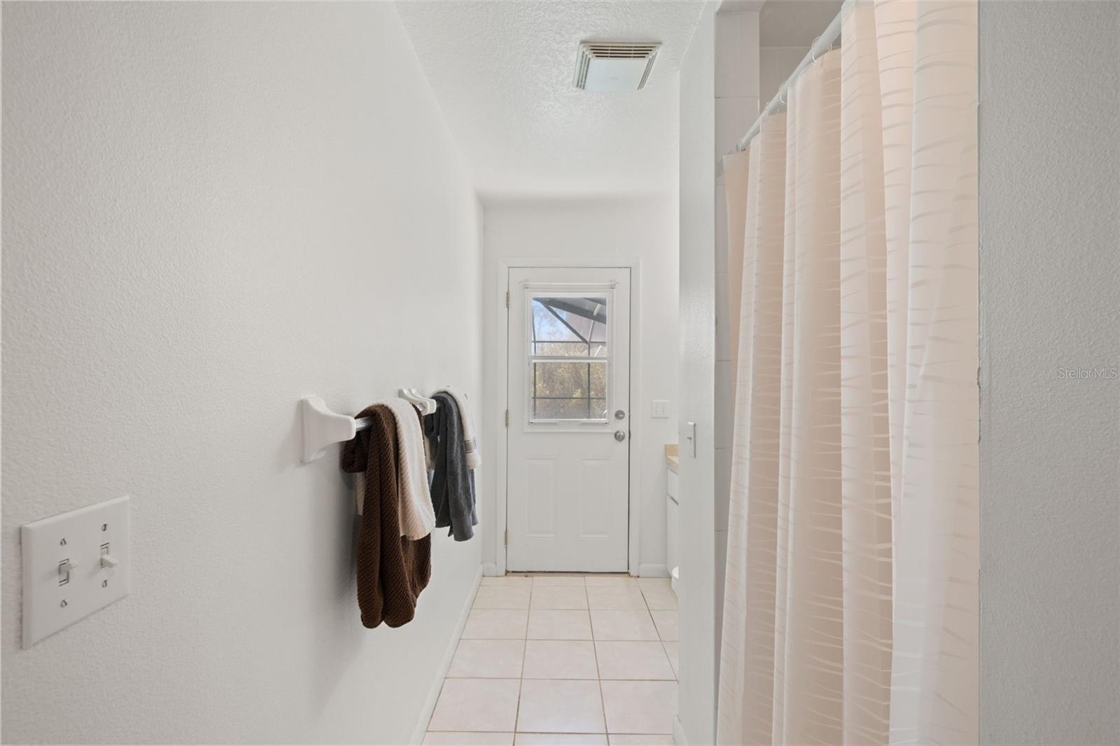 Image 37 of 51 For 1268 Bishop Road